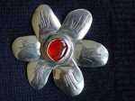 thumb./earbro/-tn-o-brooch-flower1.jpg